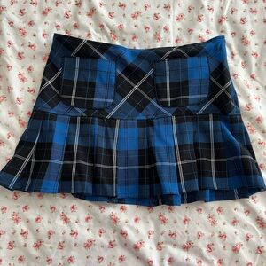 vintage blue and black plaid pleated mini skirt